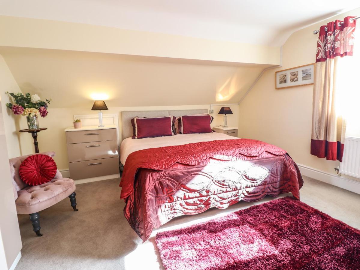 Maesbury Manor Villa Oswestry Buitenkant foto